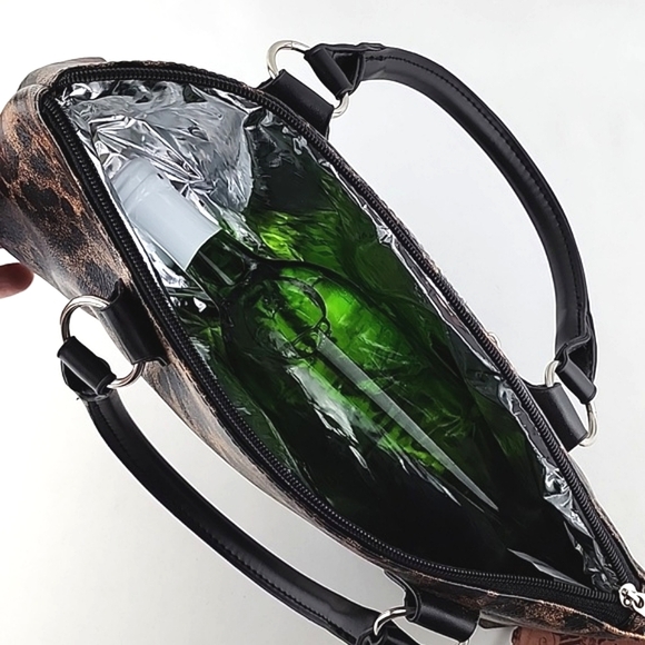 NWT Primeware Black Faux Leather Leopard Print Insulated Wine Bottle Lunch Bag - Picture 10 of 11